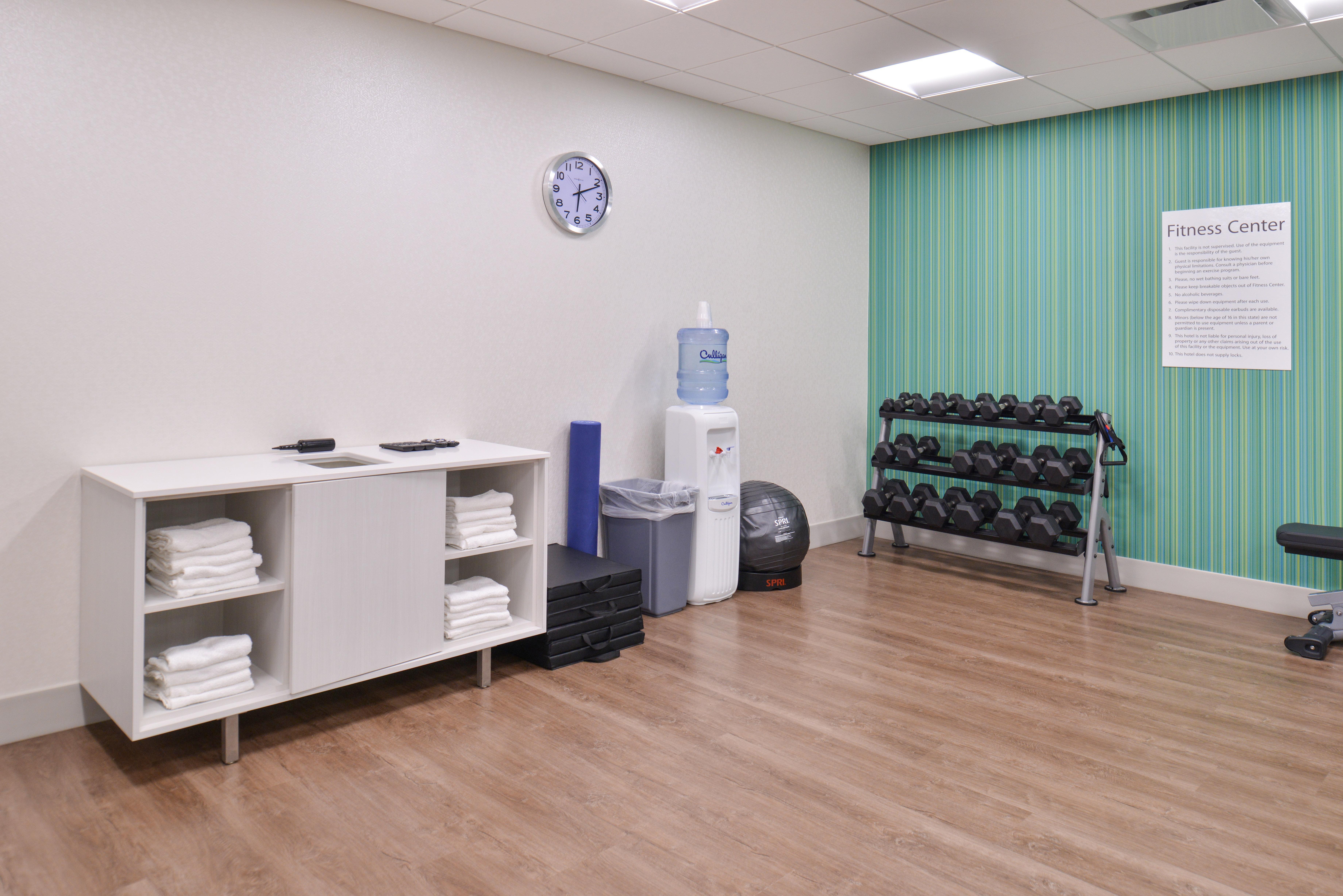 Holiday Inn Express & Suites Omaha Airport By Ihg Carter Lake Екстер'єр фото